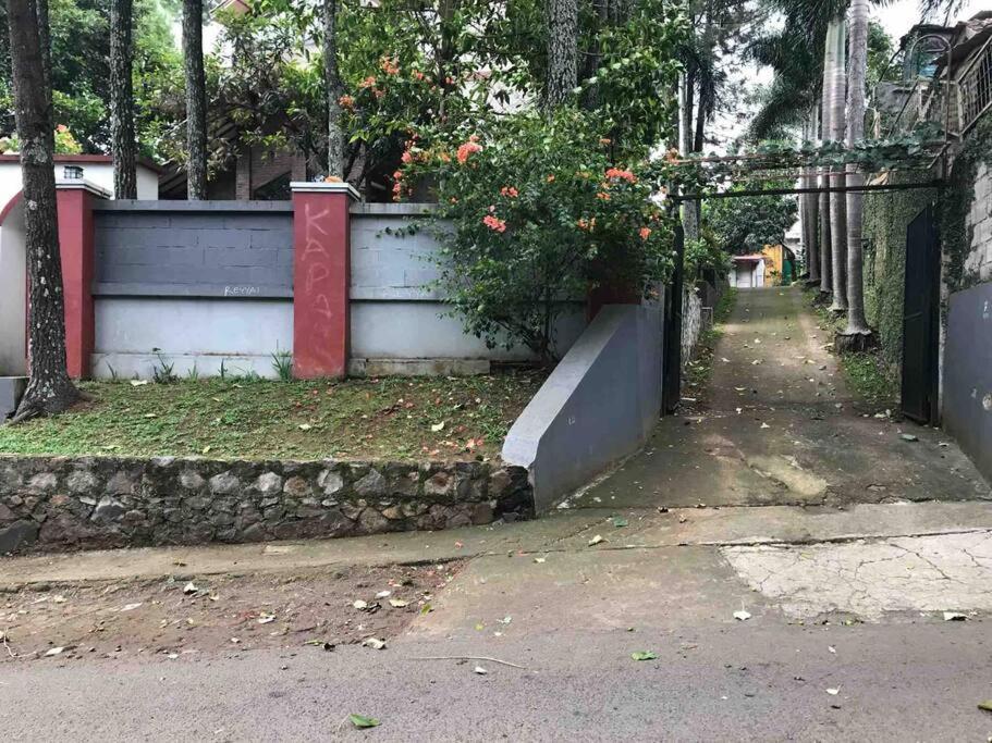 Villa Naumi Bandung Eksteriør billede